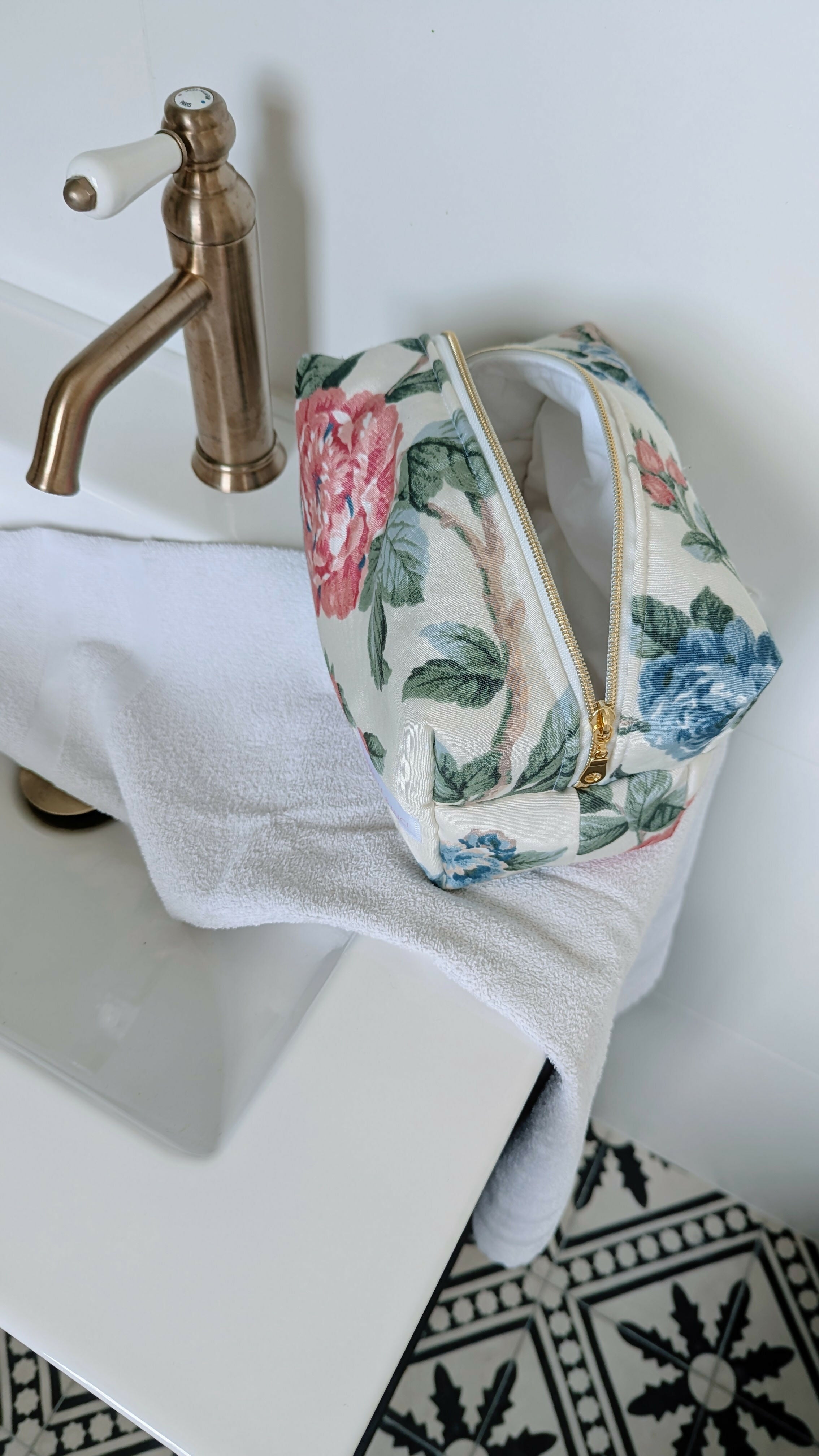 Trousse PIVOINE