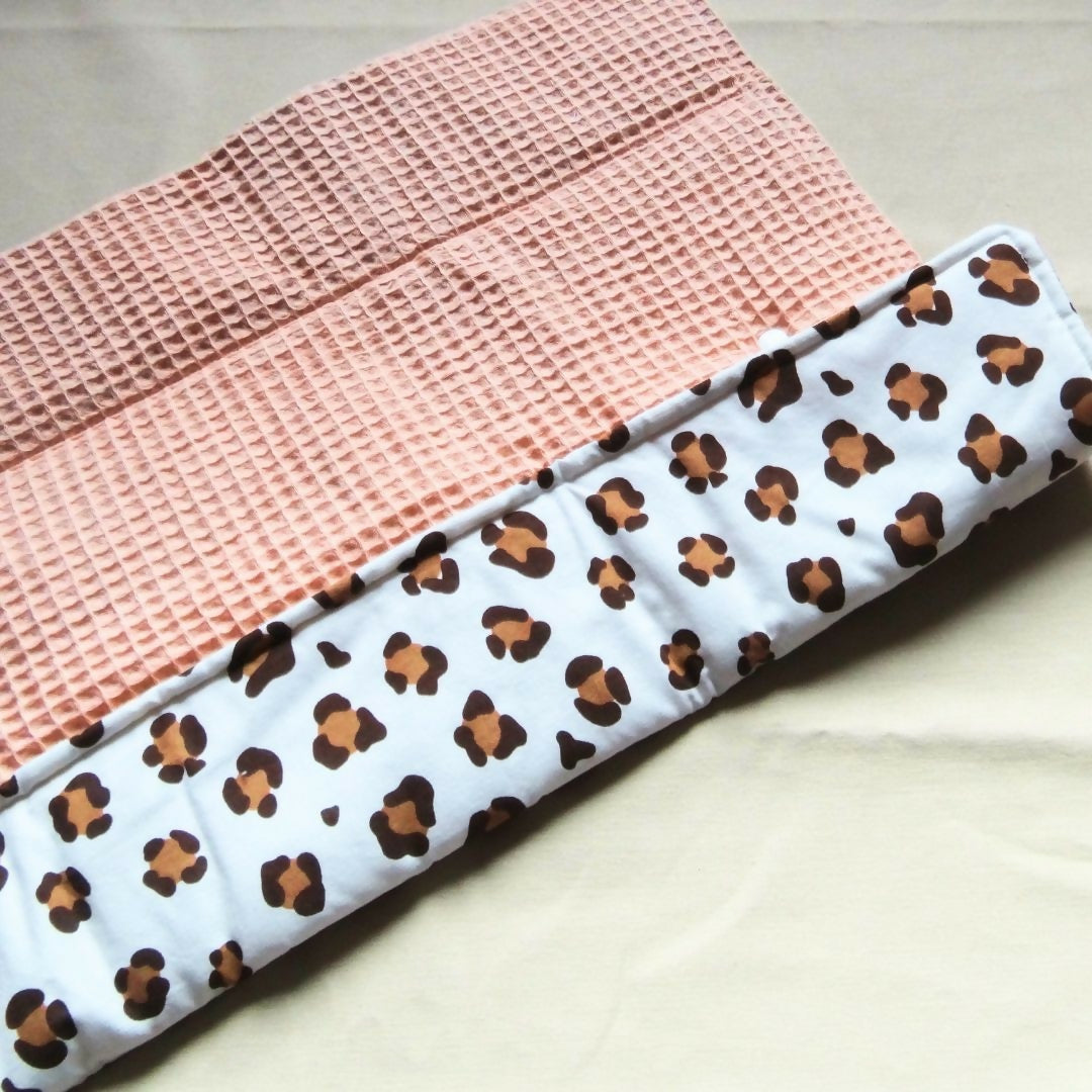 Matelas à langer nomade - léopard