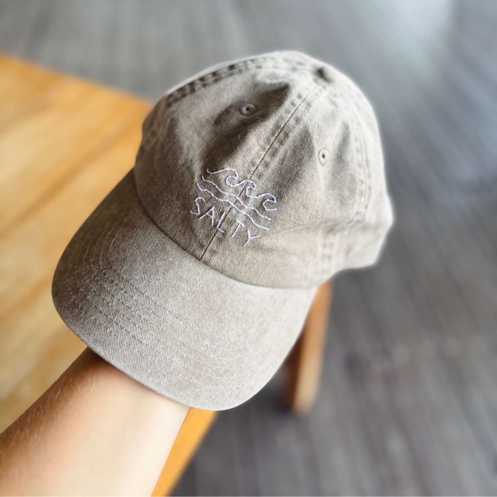 Casquette beige brodée "Salty"