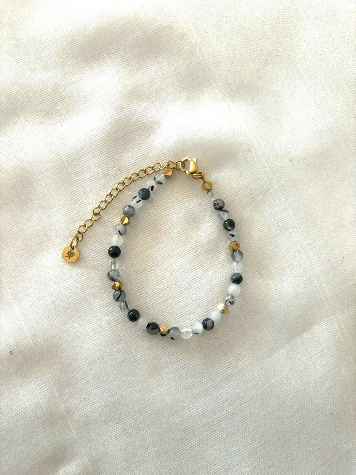 SAYA - Quartz tourmaline