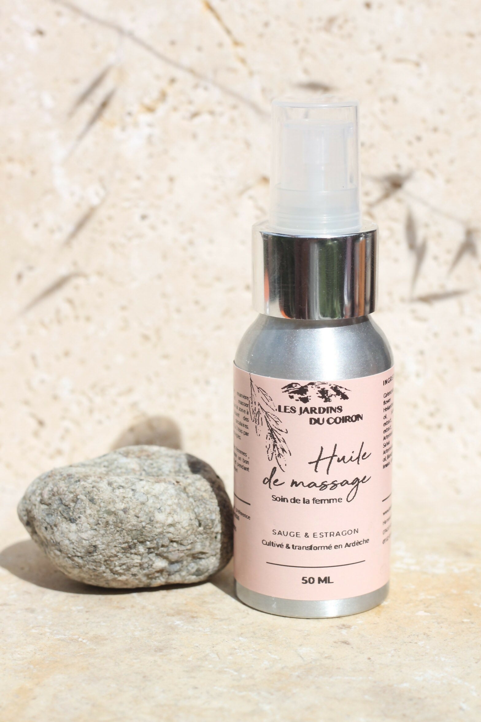 Huile féminine à la Sauge