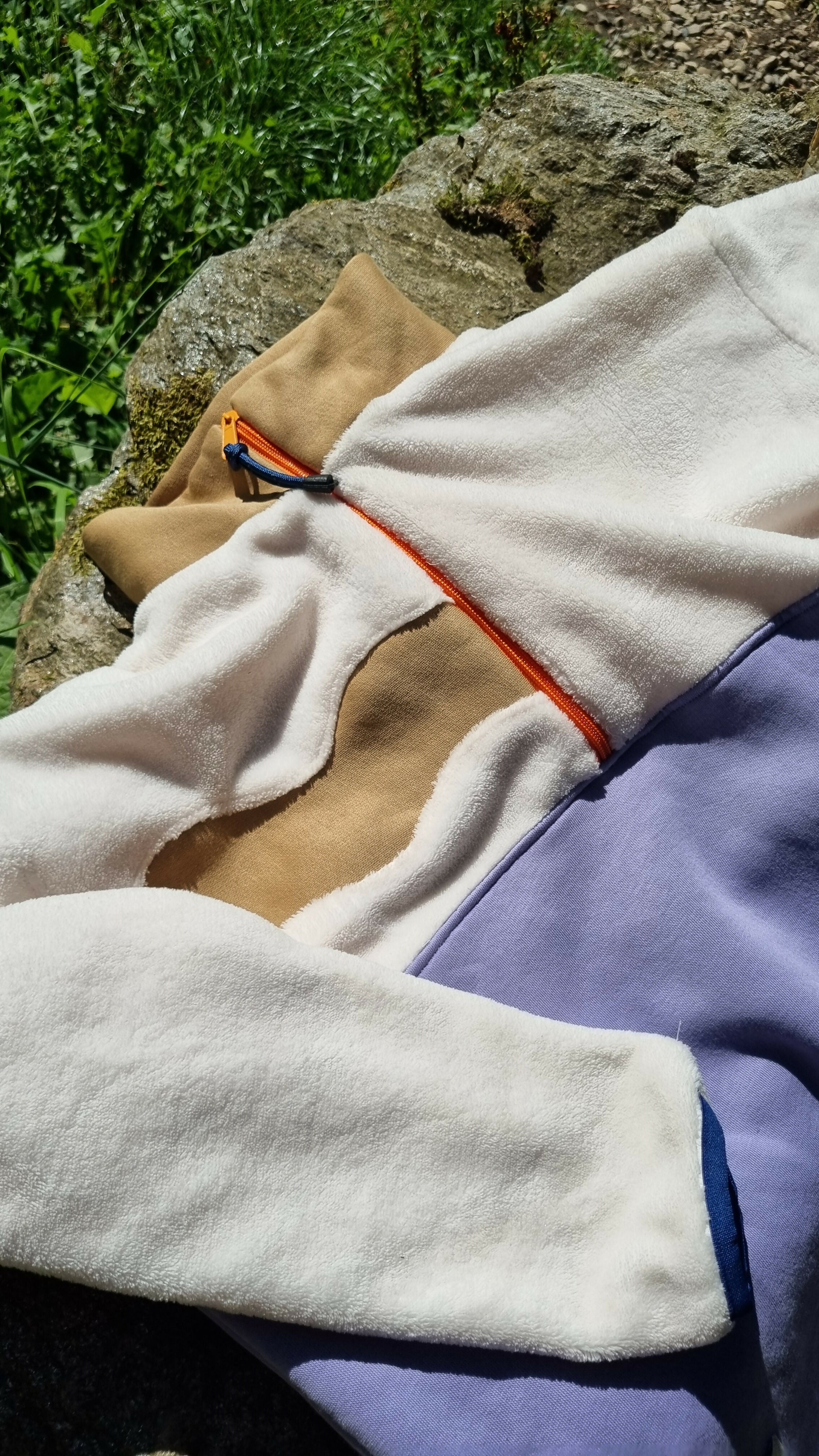 Polaire camel, lilas, orange