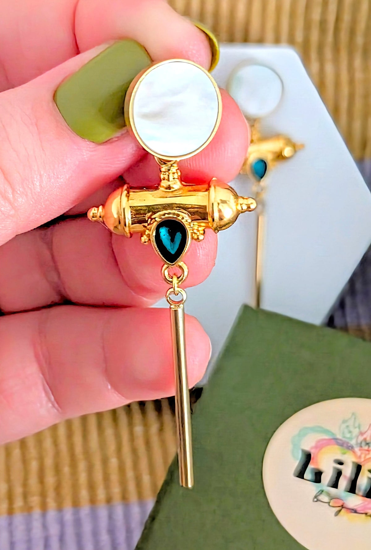 Boucles d'oreilles Médée - nacre