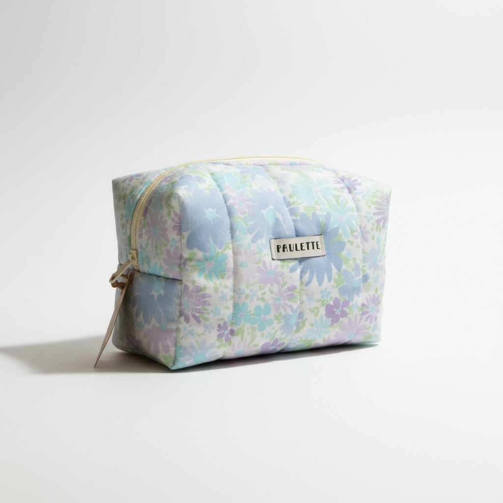 Trousse de toilette fleurie – pièce unique en tissu upcyclé