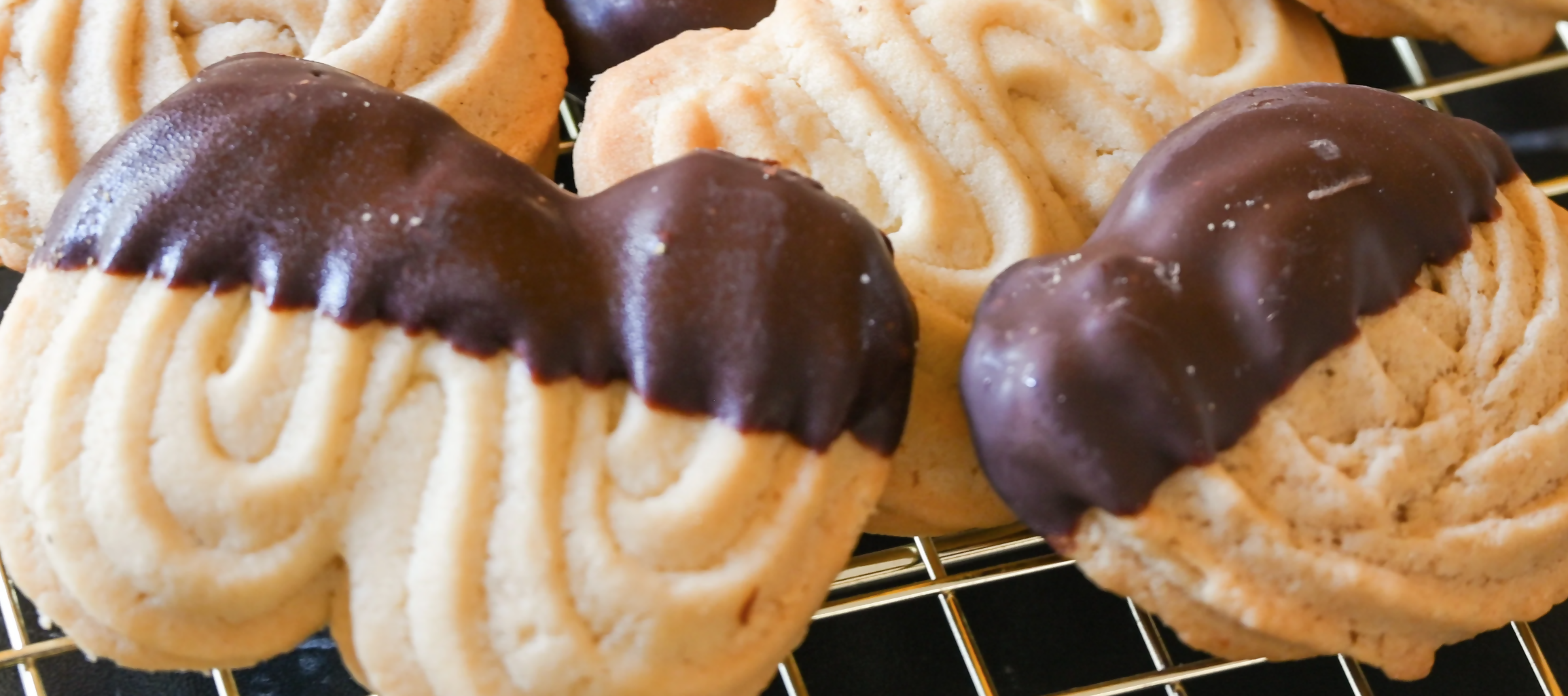 Sablés Viennois artisanaux enrobés de chocolat - faits maison