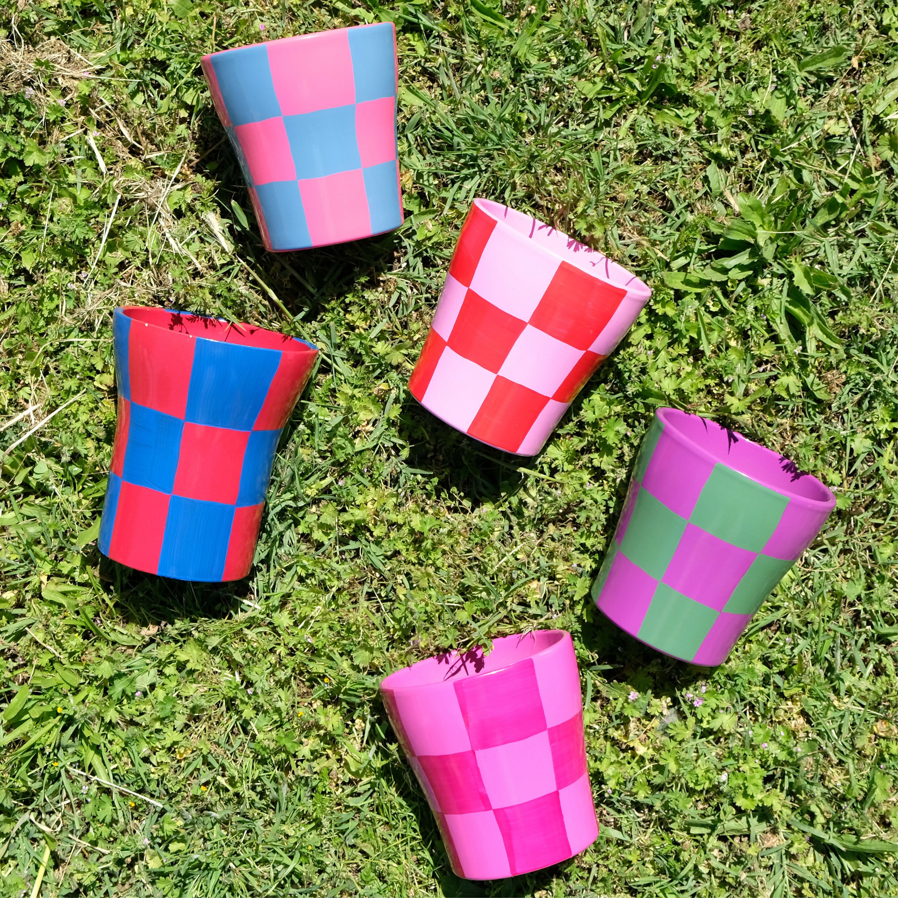 Pot de fleurs/cache pot à motif damier rose et framboise