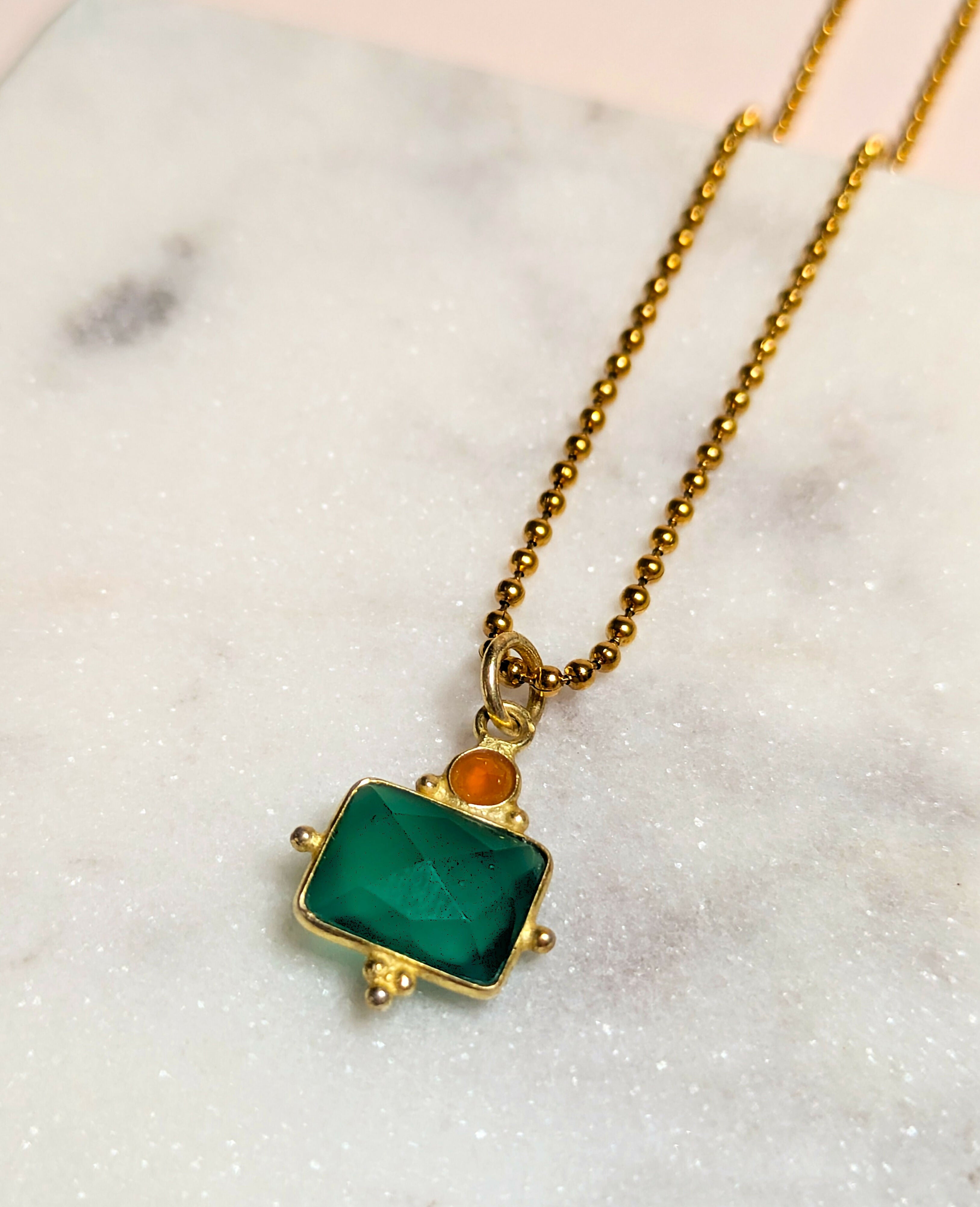 Collier grigri - onyx vert