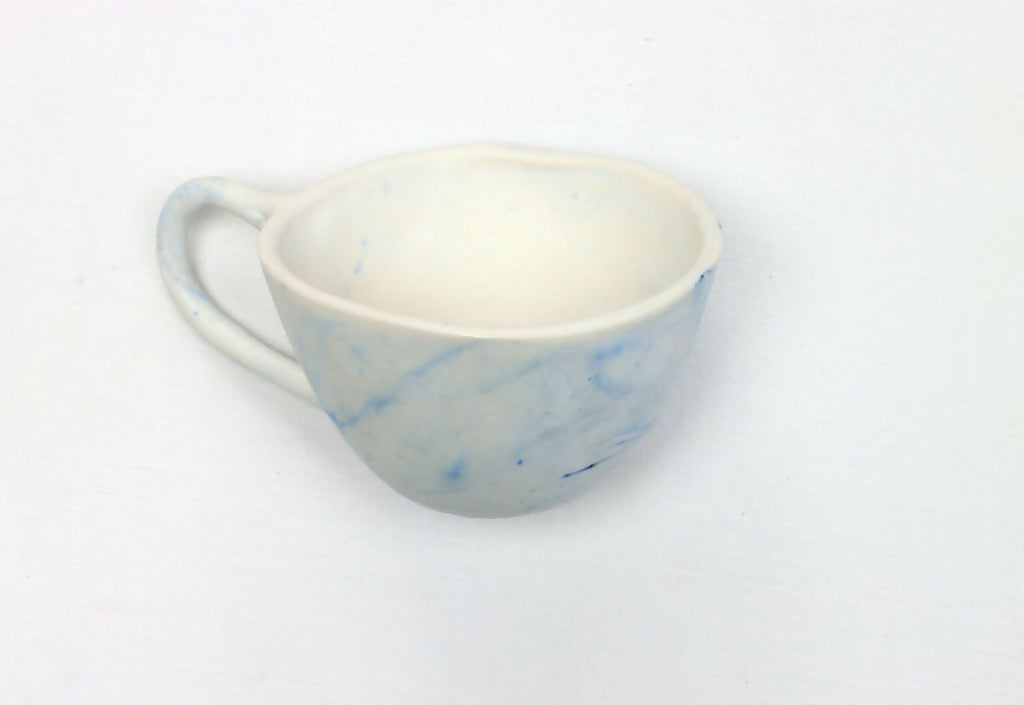 Tasse en porcelaine