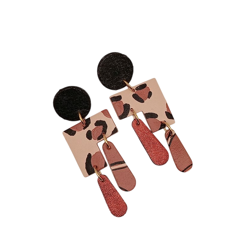 boucles-oreilles-cuir-peinture-leopard-cuivre-ziggy-fond-blanc-Photoroom