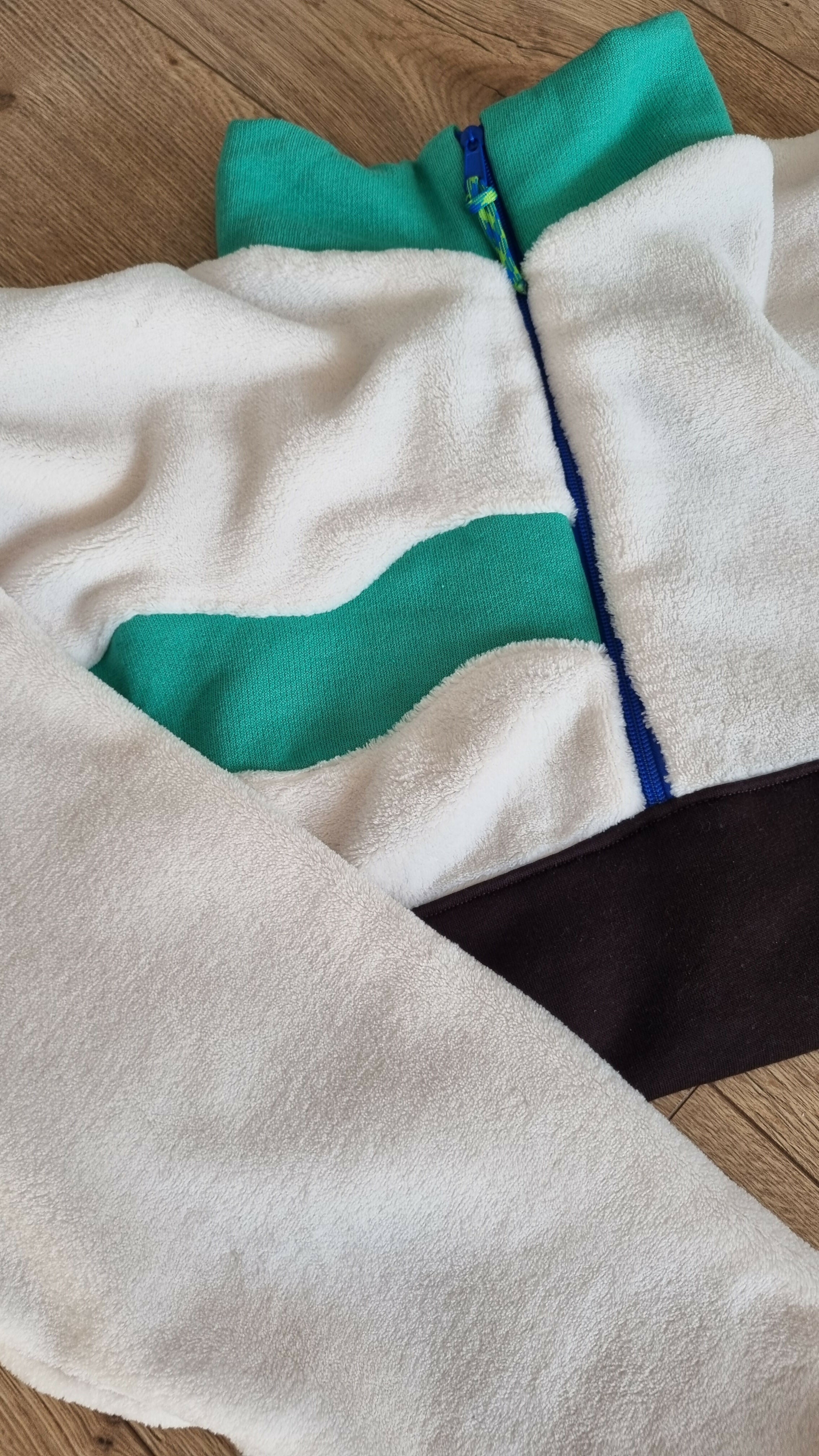 Polaire vert et marron