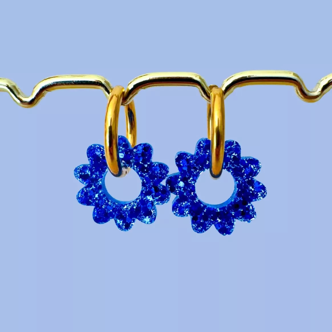 Boucles d'Oreilles Créoles - Marguerites - Bleu Marrakech