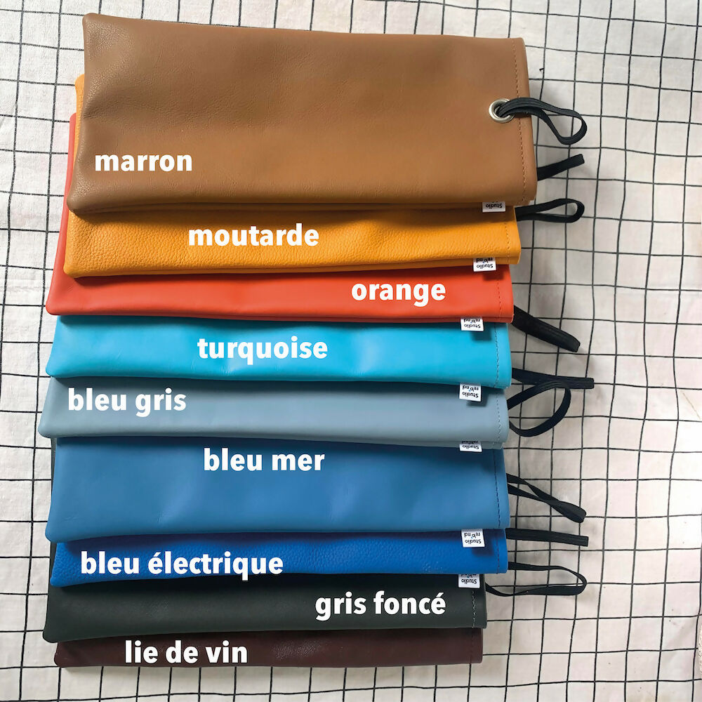 ETUI À MOUCHOIRS EN CUIR