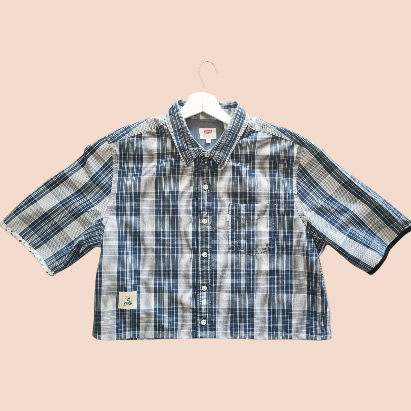 Chemise upcyclée bleue à carreaux
