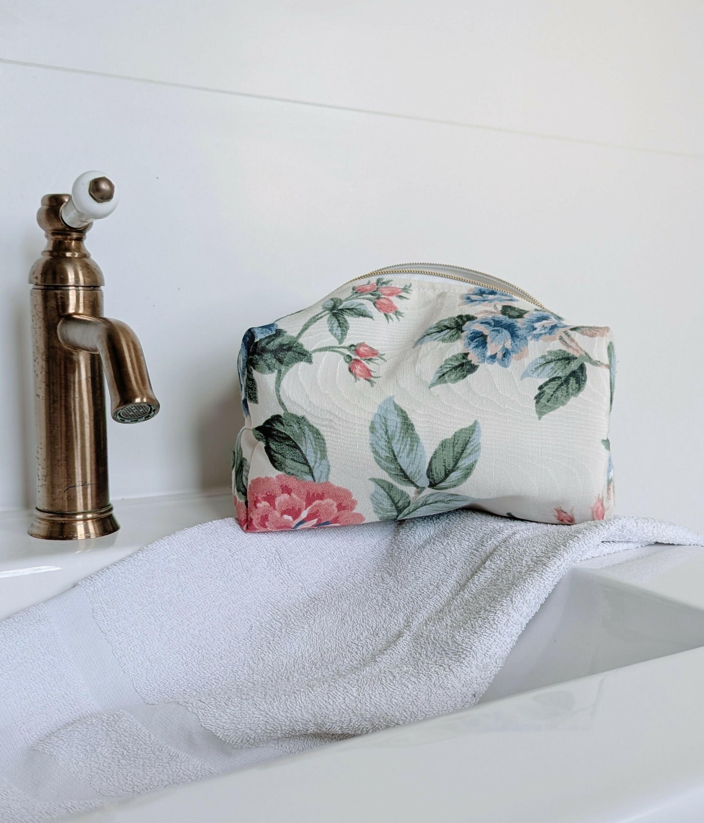 Trousse PIVOINE