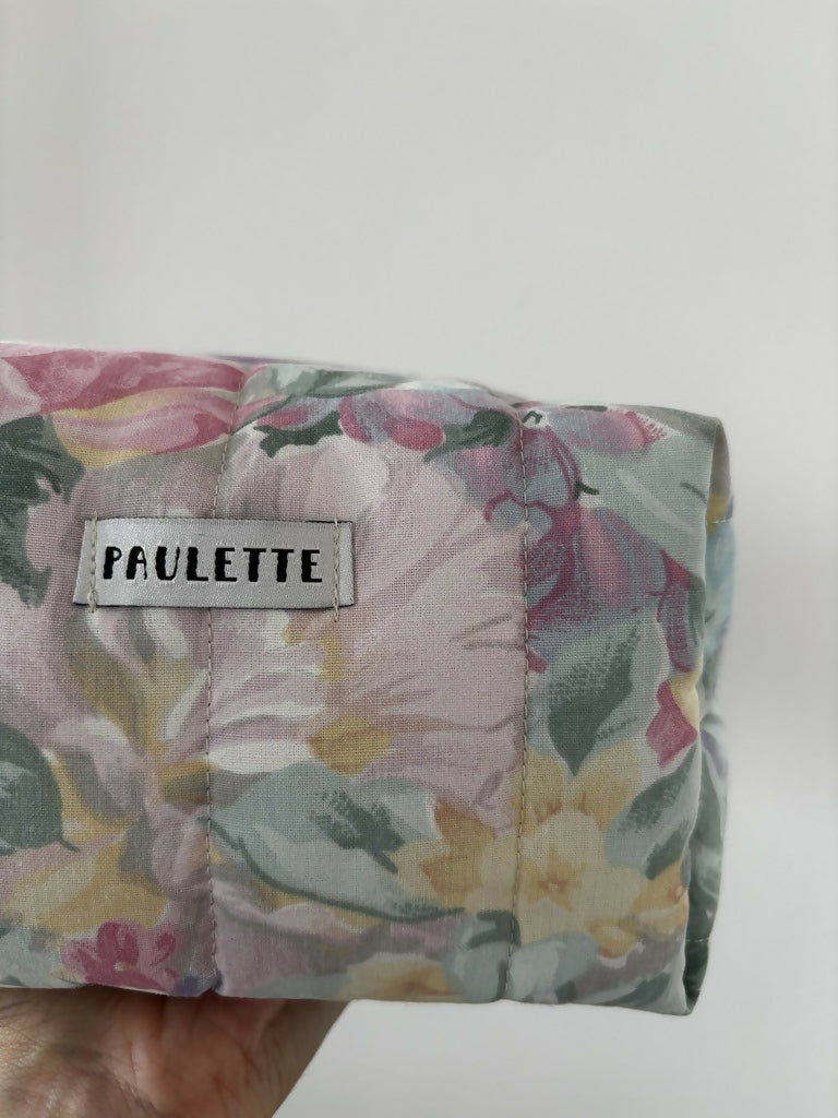 Trousse de toilette fleurs pastel - pièce unique upcyclée