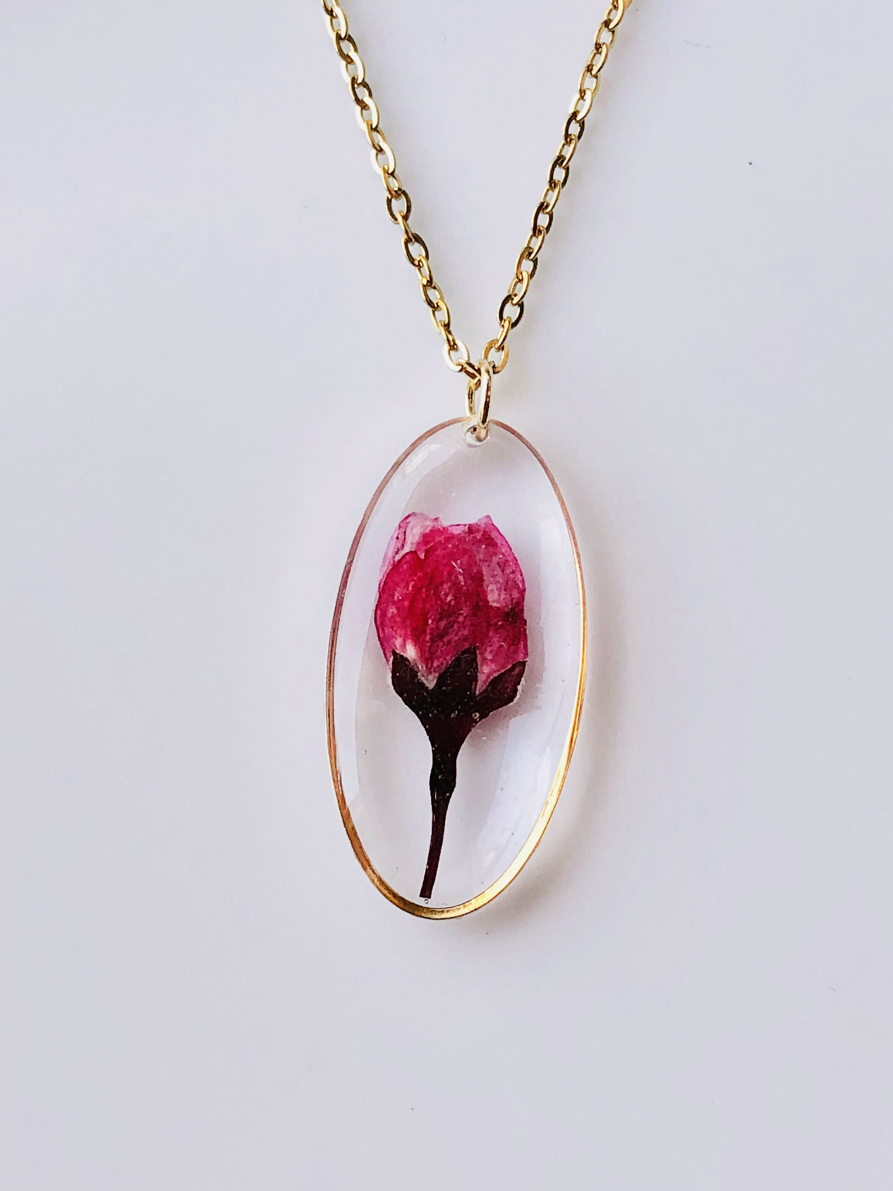 Collier en véritable fleur de cerisier