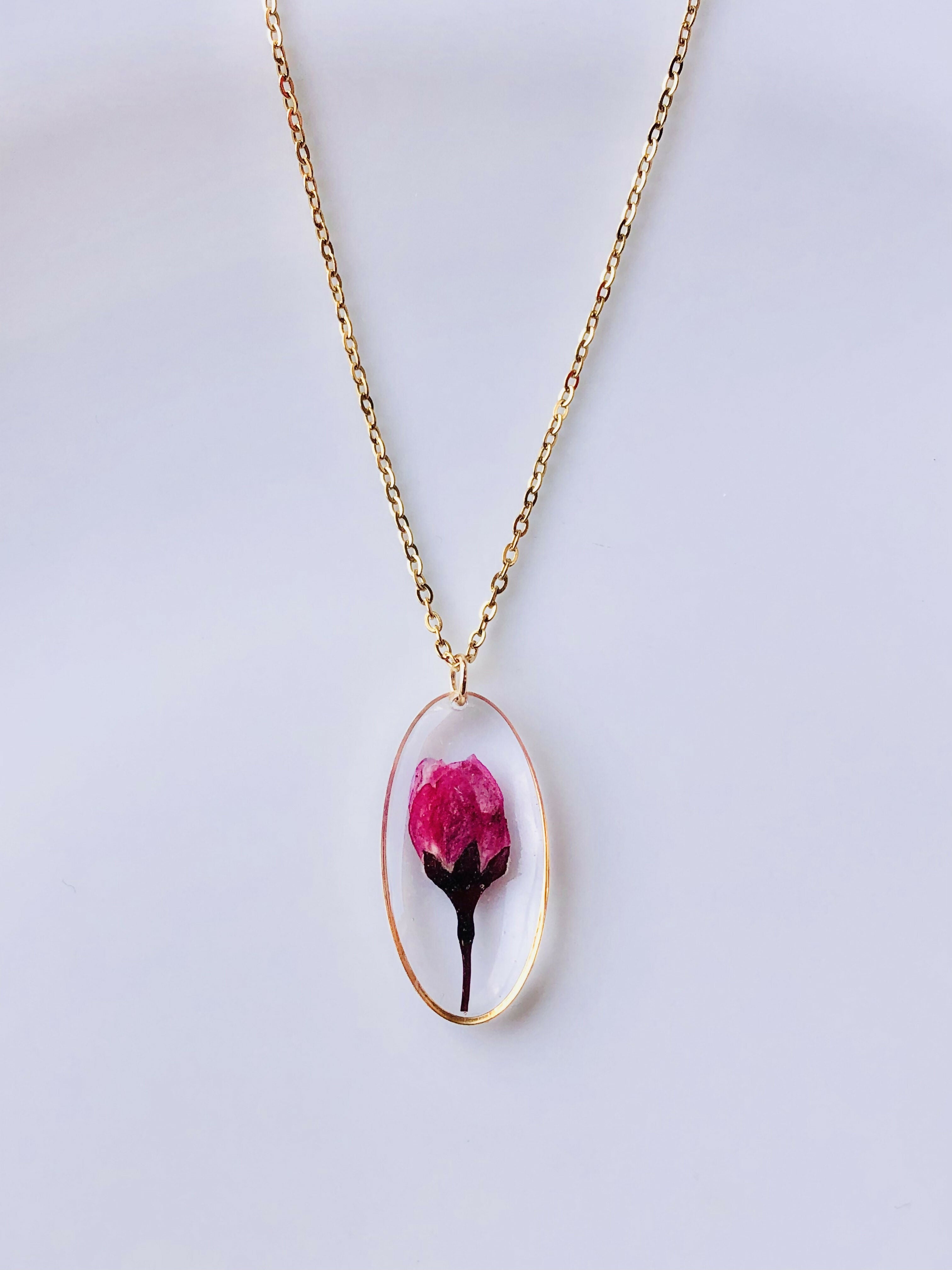 Collier en véritable fleur de cerisier