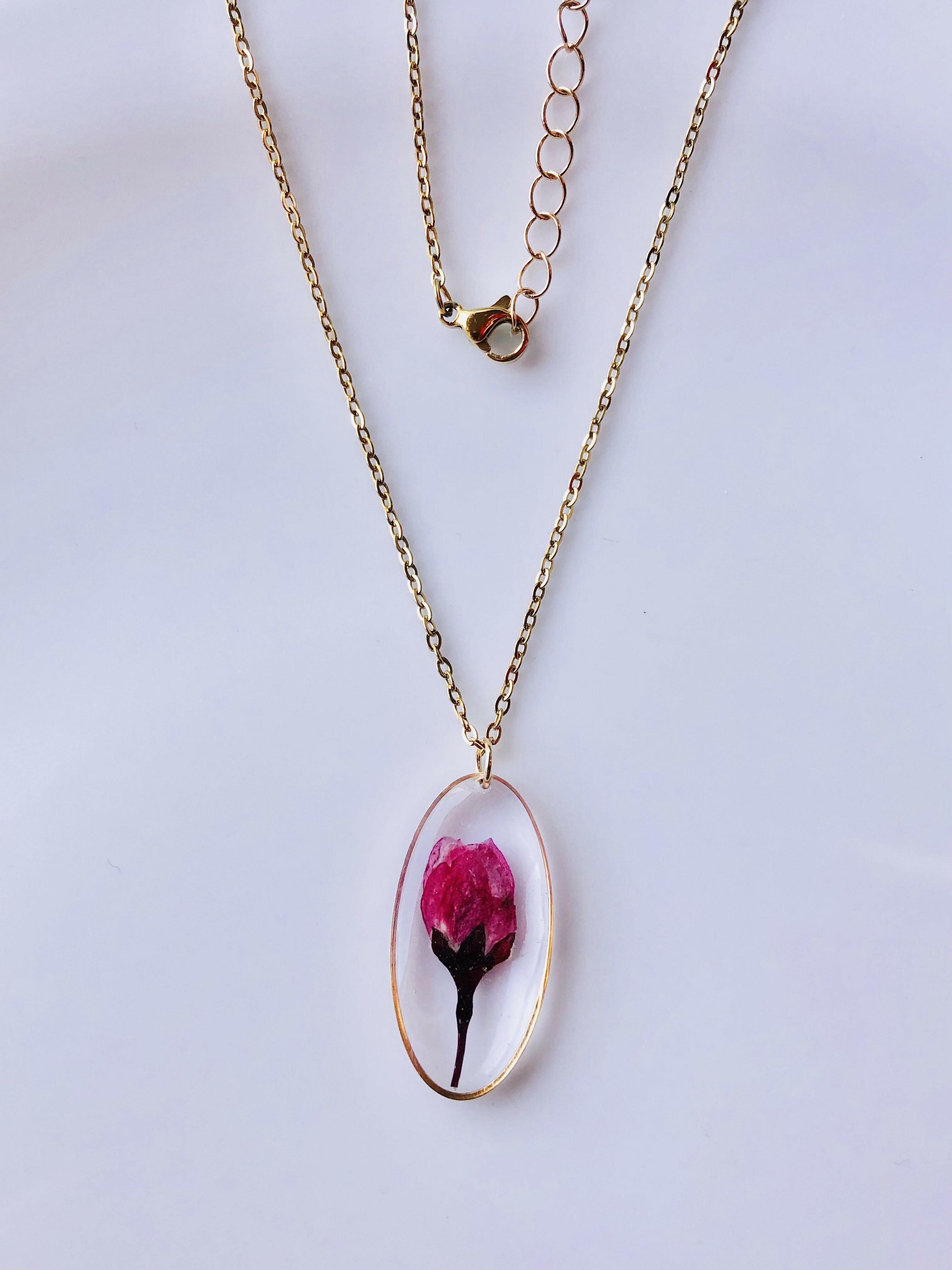 Collier en véritable fleur de cerisier